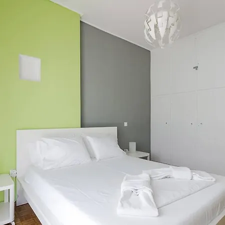 Apartment Brand New Stylish 2 Bedroom