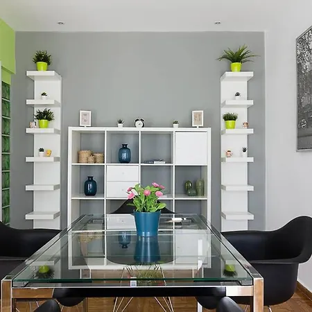 Brand New Stylish 2 Bedroom *