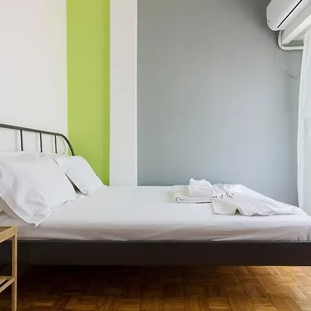 Apartment Brand New Stylish 2 Bedroom *