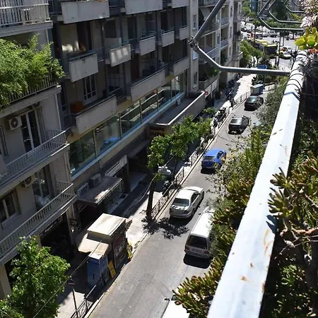 Kwatera prywatna Katzen By The Metro Ateny
