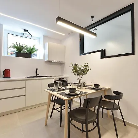 Apartment Phaedrus Living Center Luxury Flat Skoufa