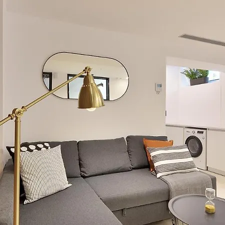 Phaedrus Living Center Luxury Flat Skoufa Athens