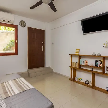 Comfy Close To Floisvos Αθήνα