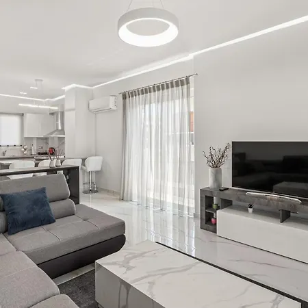 Apartment Billymare Glyfada