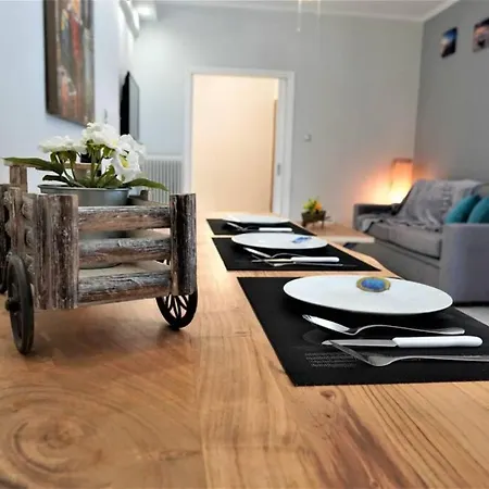 Apartmán 3bd Next To Metro Luxury Atény
