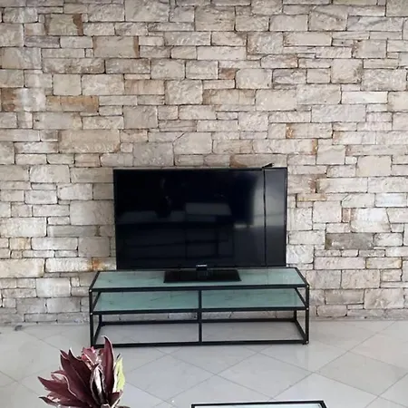 1, Kotzia Str. & Poseidonos Avenue, Alimos Appartamento Atene