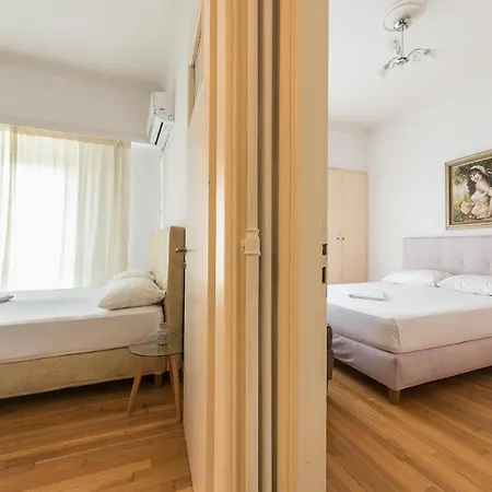 Apartment Plaza Familia *
