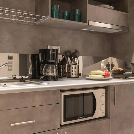 A11 Pristine & Comfy Near Plaka & Parthenon Apartment *