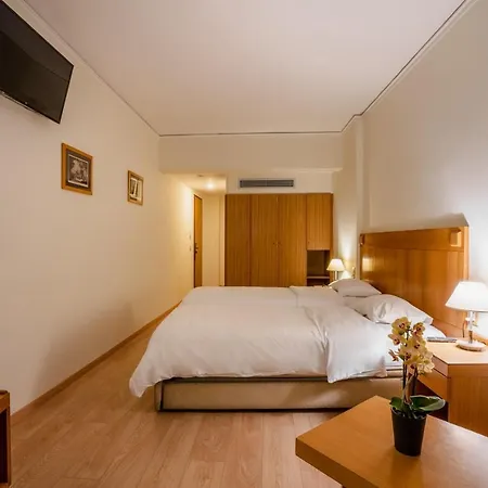 Ilissos Hotel 4*