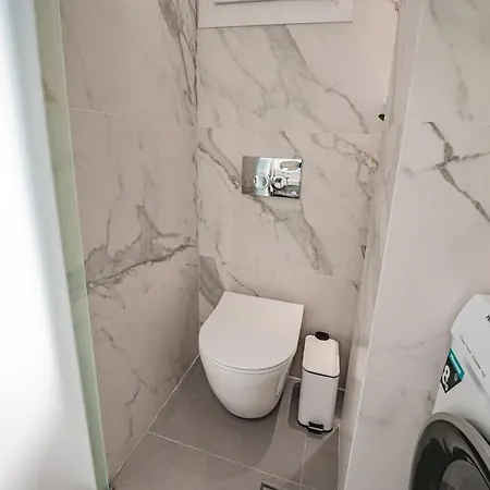 Διαμέρισμα Athena B&B *