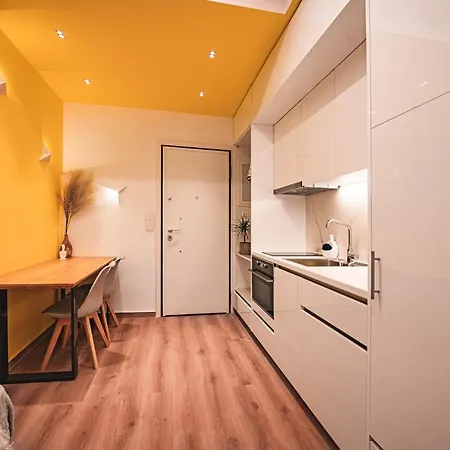 Διαμέρισμα Athena B&B *