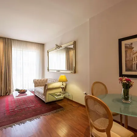 Western Embassy Hotel 4*