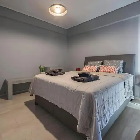 Beautiful In Glyfada Center, Papandreou Street *