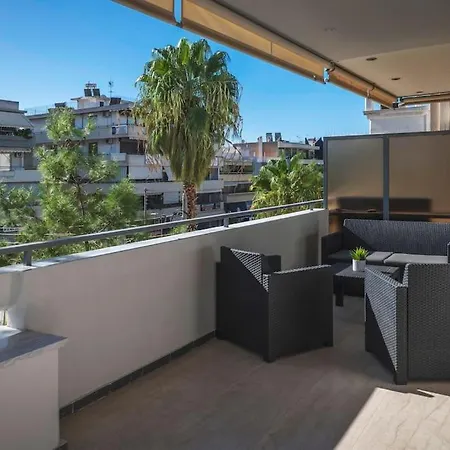 Beautiful In Glyfada Center, Papandreou Street Athen