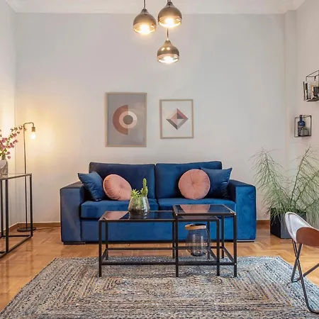 Luxury 2 Bdroom Apt- Megaro Mousikis Apartment *