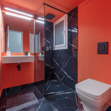 Apartment Luxury 2 Bdroom Apt- Megaro Mousikis