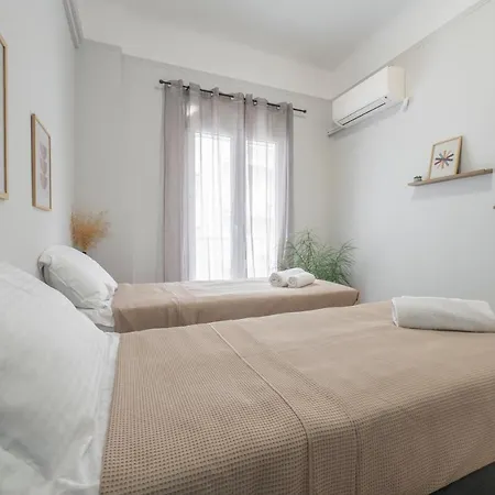 Luxury 2 Bdroom Apt- Megaro Mousikis Apartment *