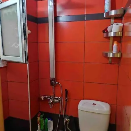Spacious Private Rooftop Studio, Mountain And Sea View Apartment *