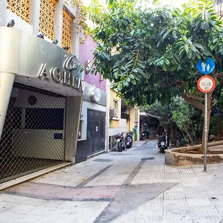 With Amenities In Kolonaki Apartment Athens