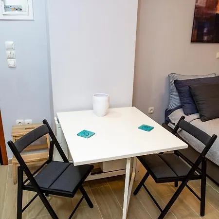 With Amenities In Kolonaki Apartment *