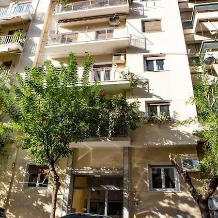 Apartment With Amenities In Kolonaki Athens
