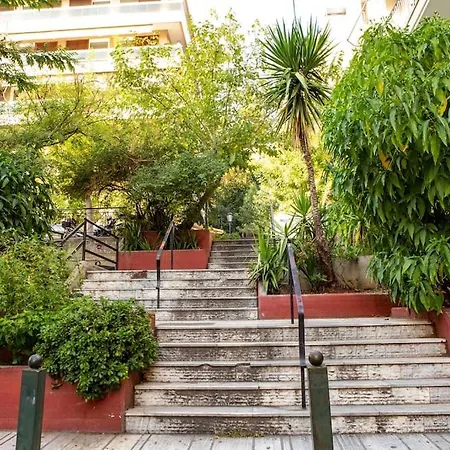 With Amenities In Kolonaki Apartment *