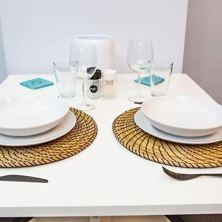 With Amenities In Kolonaki Apartment *