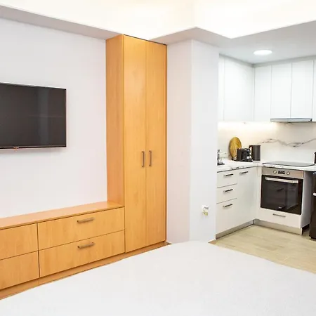 Apartment With Amenities In Kolonaki Athens