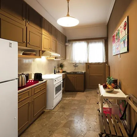 Spacious 3 Bedroom Near Acropolis Museum Appartement Athènes