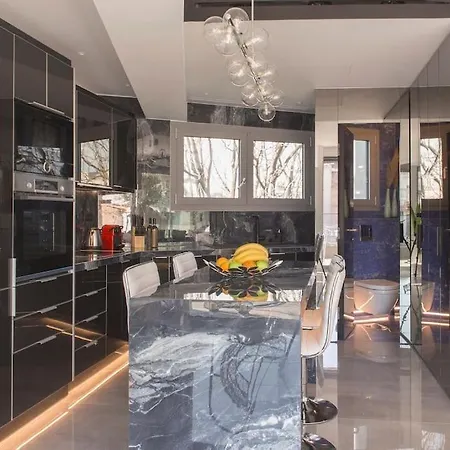 Luxury Acropolis View Apartment-living Stone Black Pearl * Athens