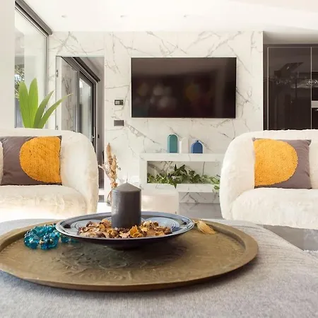 Luxury Acropolis View Apartment-living Stone Black Pearl * Athens