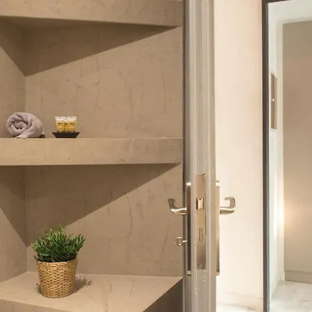Luxury With Parking-living Stone Silver Apartment Athens