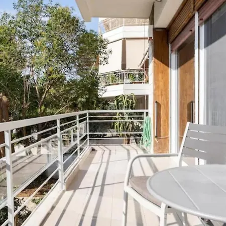 Apartment Flisvos Marina Refurbished *