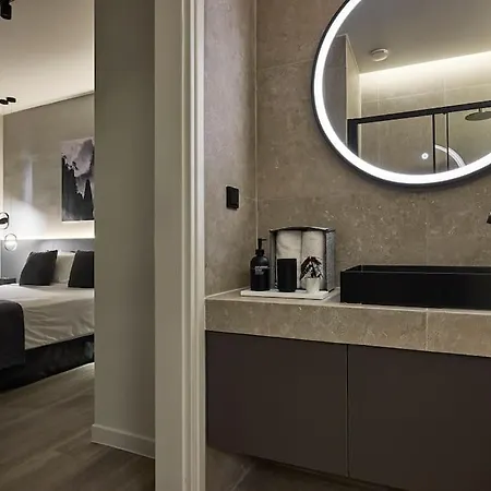 Metropolitan Grand Athens