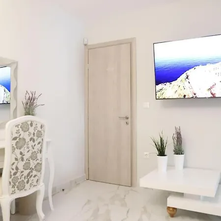 Apartment Mikaella