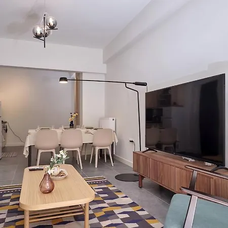 Апартаменты Chic With Comforts In The Heart Of Athens! *