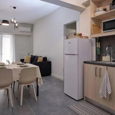 Апартаменты Chic With Comforts In The Heart Of Athens! Афины