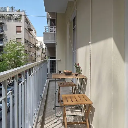 Chic With Comforts In The Heart Of Athens! * Афины