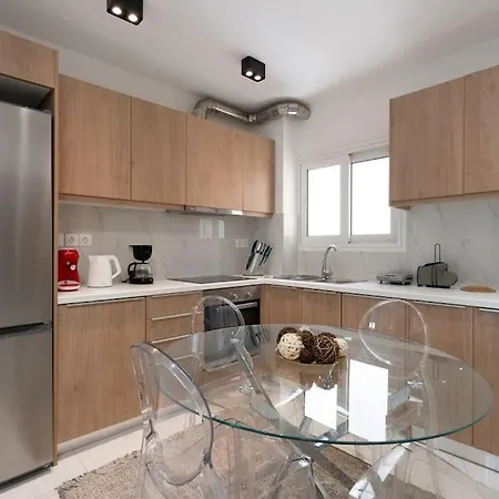 Apartment “athens Cosmos” In Neos Kosmos Athens