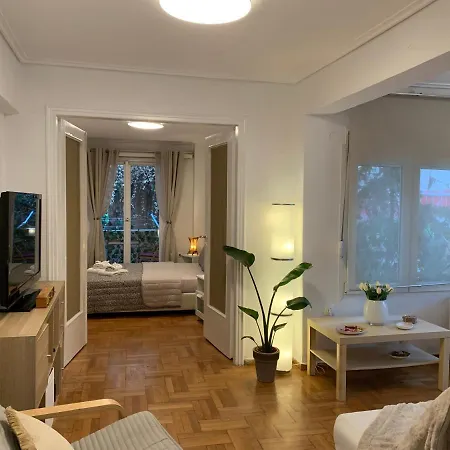 Chic Urban Living: In Acropolis-koukaki * Athens