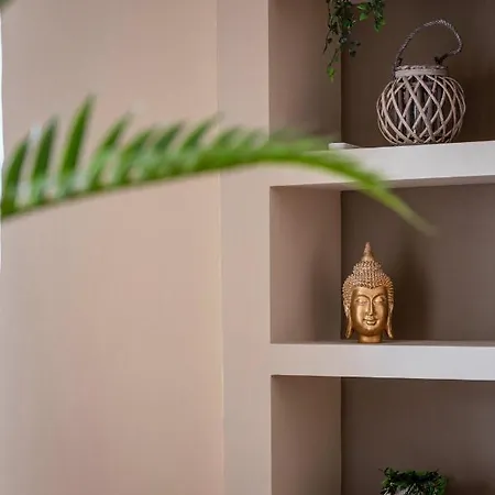Appartement Elegant 2 Ba Close To Metro Station