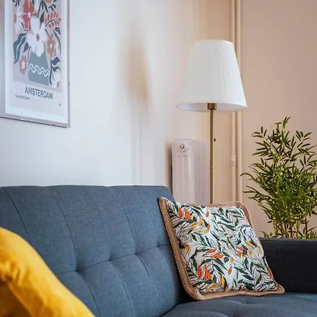 Elegant 2 Ba Close To Metro Station Appartement Athene