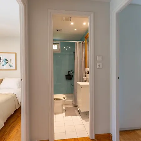 Luxury 3-bedroom House In Glyfada Apartment Athens