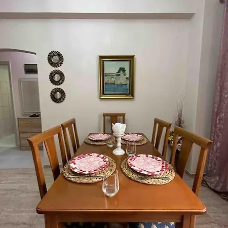 Frankie's House *