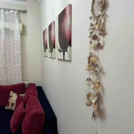 Apartment Frankie's House