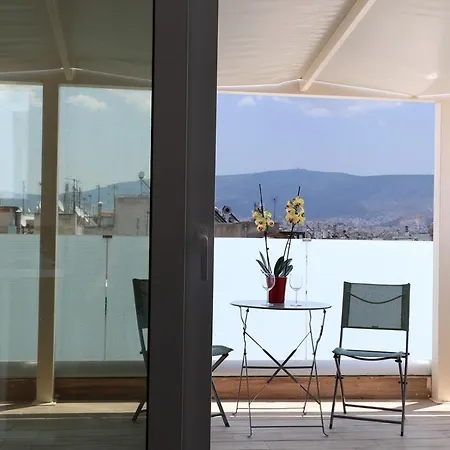 Liv - View And The In Apartment