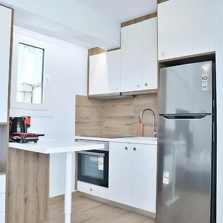 Apartment Liv - View And The In