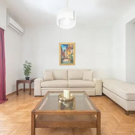 Divas One Paradise Apartment