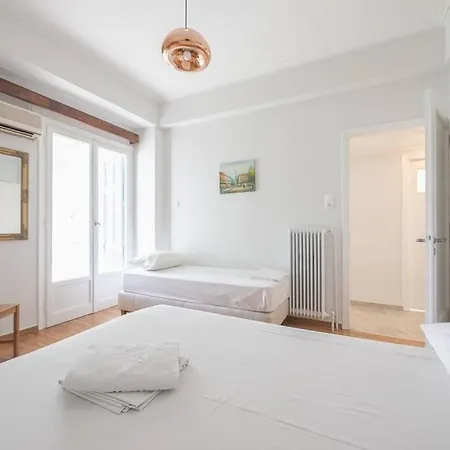 Divas One Paradise Apartment Athens