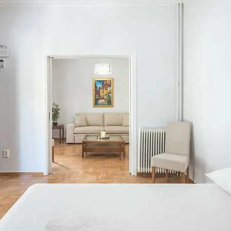 Apartment Divas One Paradise *